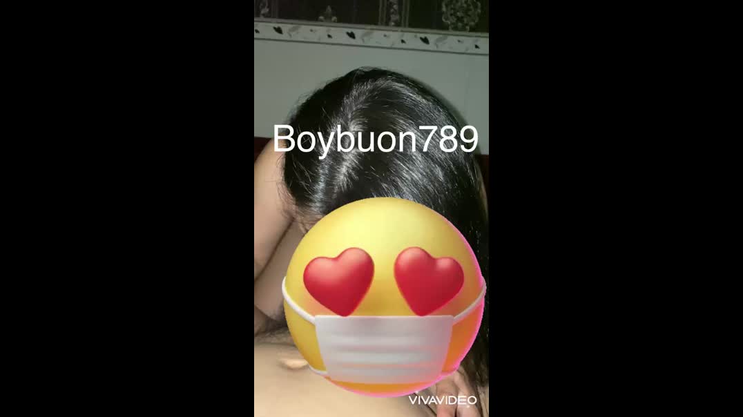 Ngoại tình cùng cô bé chung hệ thống bán hàng